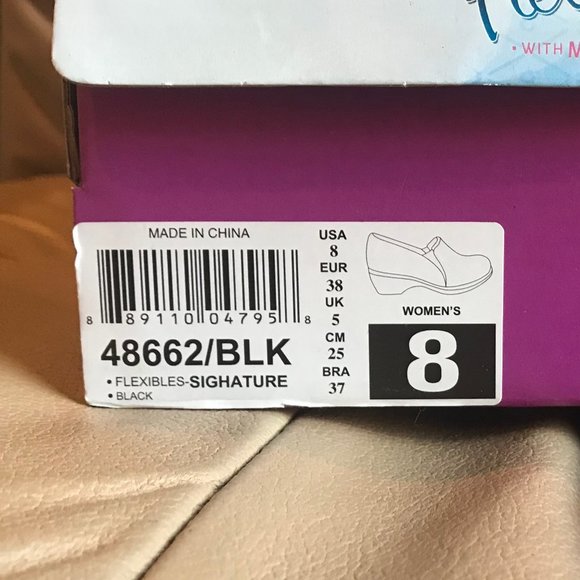 SKECHERS FLEXIBLES WITH MEMORY FOAM, SIZE 8 M - Picture 6 of 8